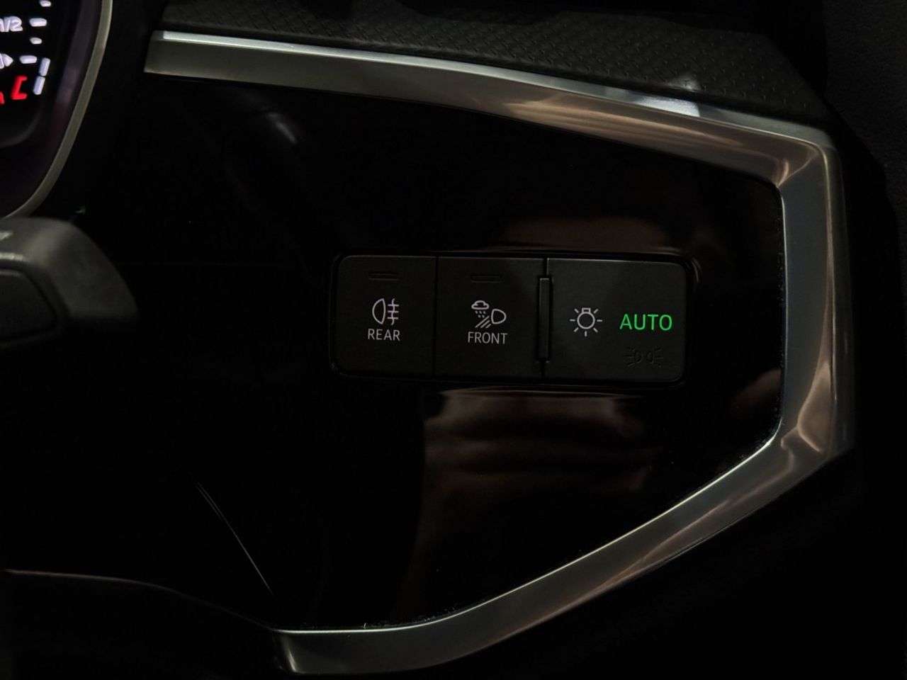 2020 AUDI Q3 2020 AUDI Q3