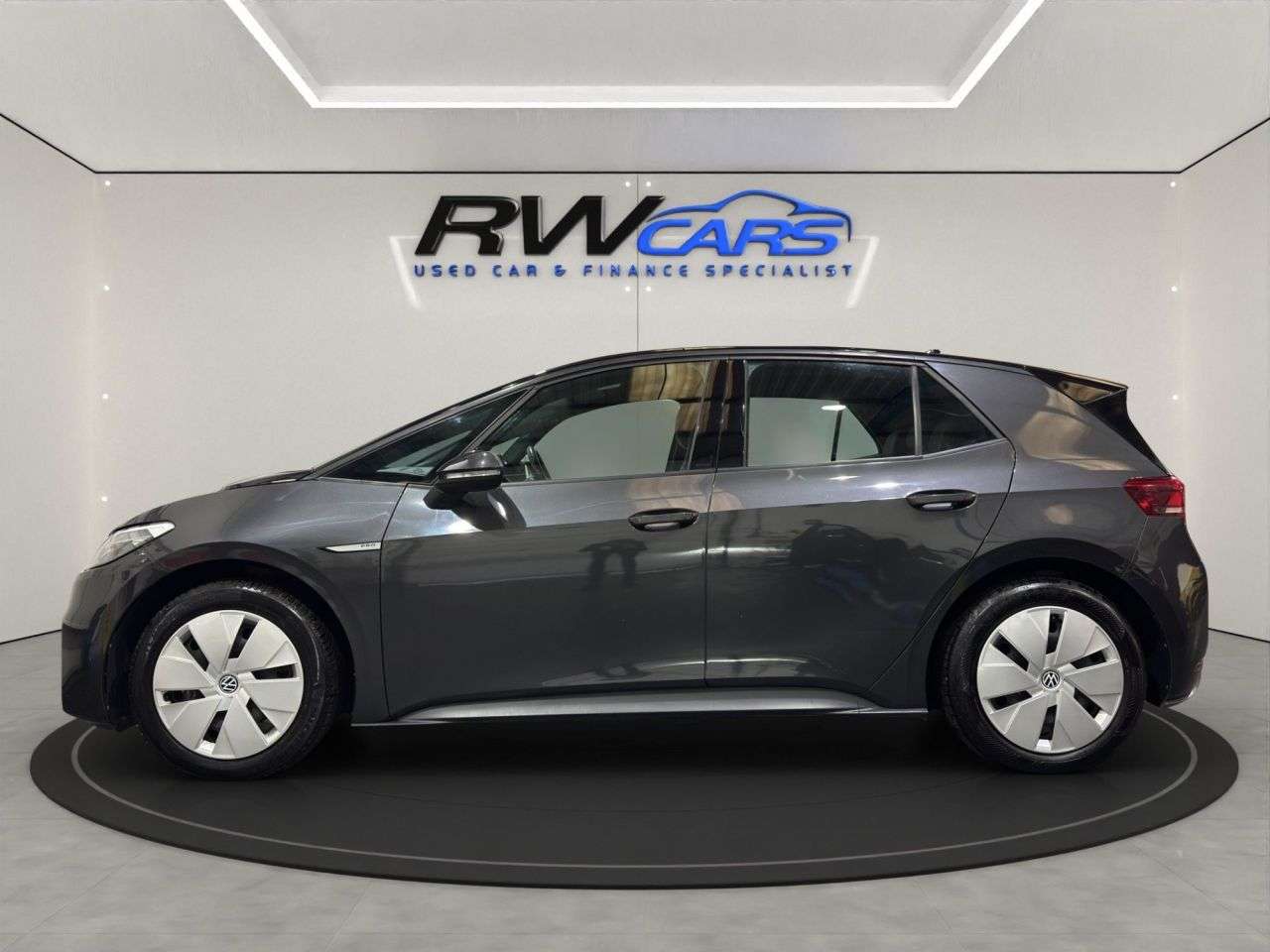 A 2022 VOLKSWAGEN ID.3 Pro Performance 58kWh Life Hatchback 5dr Electric Auto (204 ps) A 2022 VOLKSWAGEN ID.3 Pro Performance 58kWh Life Hatchback 5dr Electric Auto (204 ps)