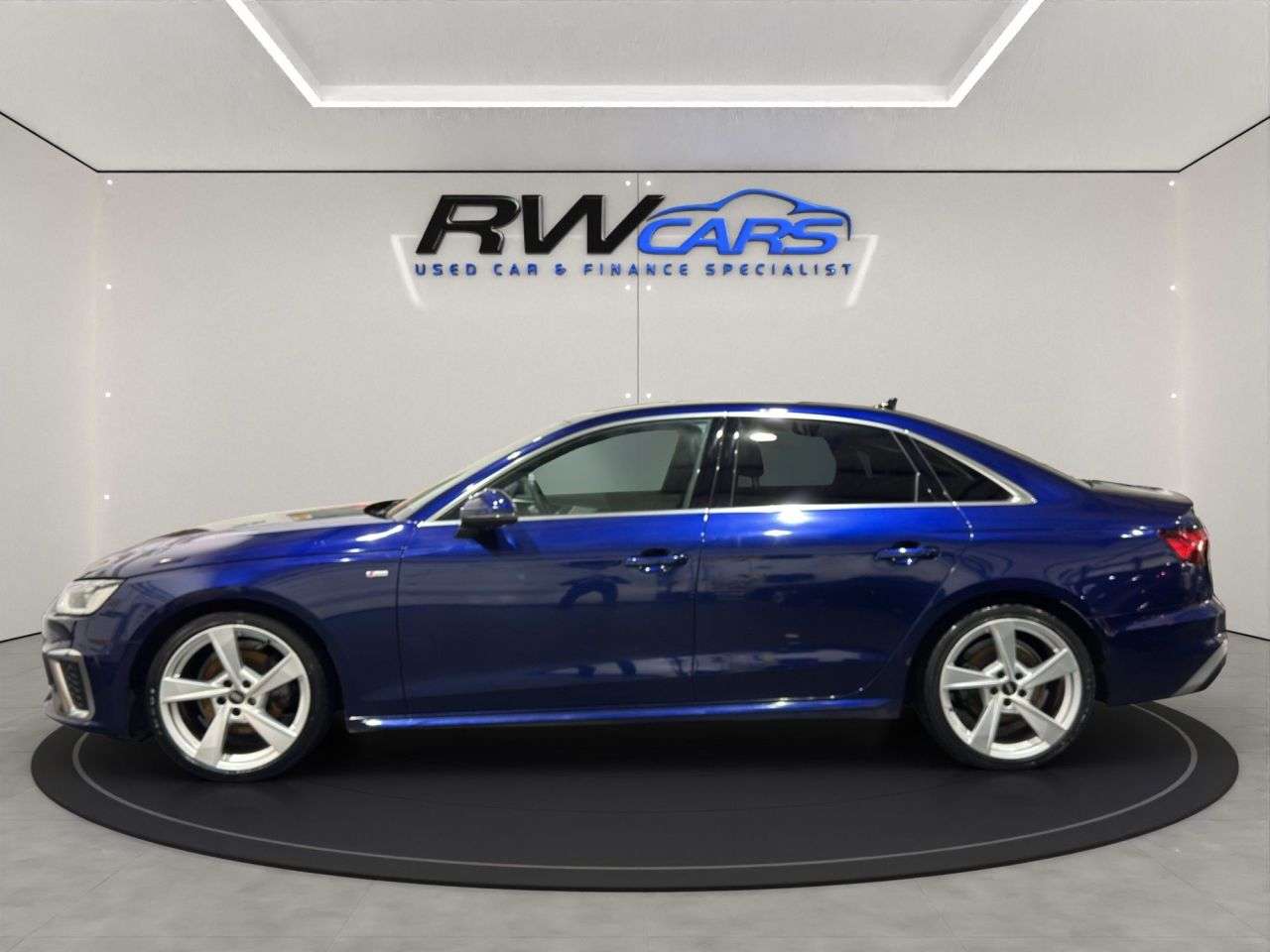 A 2022 AUDI A4 2.0 TFSI 35 S line Saloon 4dr Petrol S Tronic Euro 6 (s/s) (150 ps) A 2022 AUDI A4 2.0 TFSI 35 S line Saloon 4dr Petrol S Tronic Euro 6 (s/s) (150 ps)