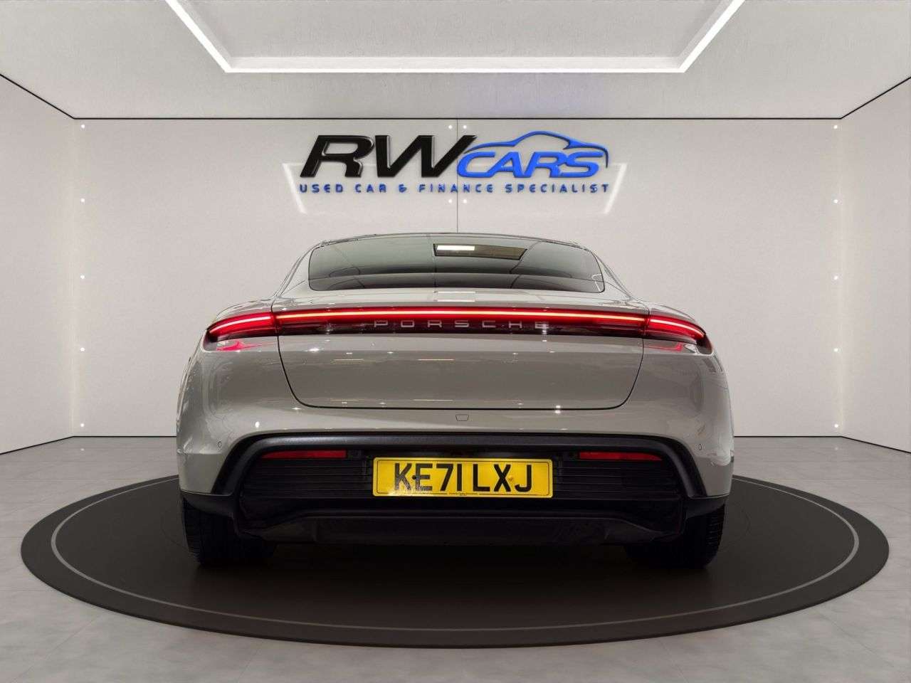 2021 PORSCHE TAYCAN 2021 PORSCHE TAYCAN