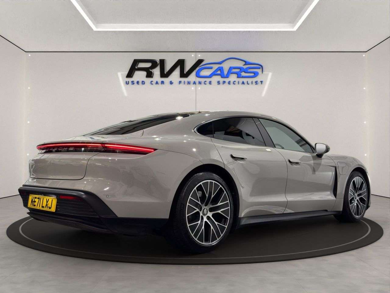 2021 PORSCHE TAYCAN 2021 PORSCHE TAYCAN