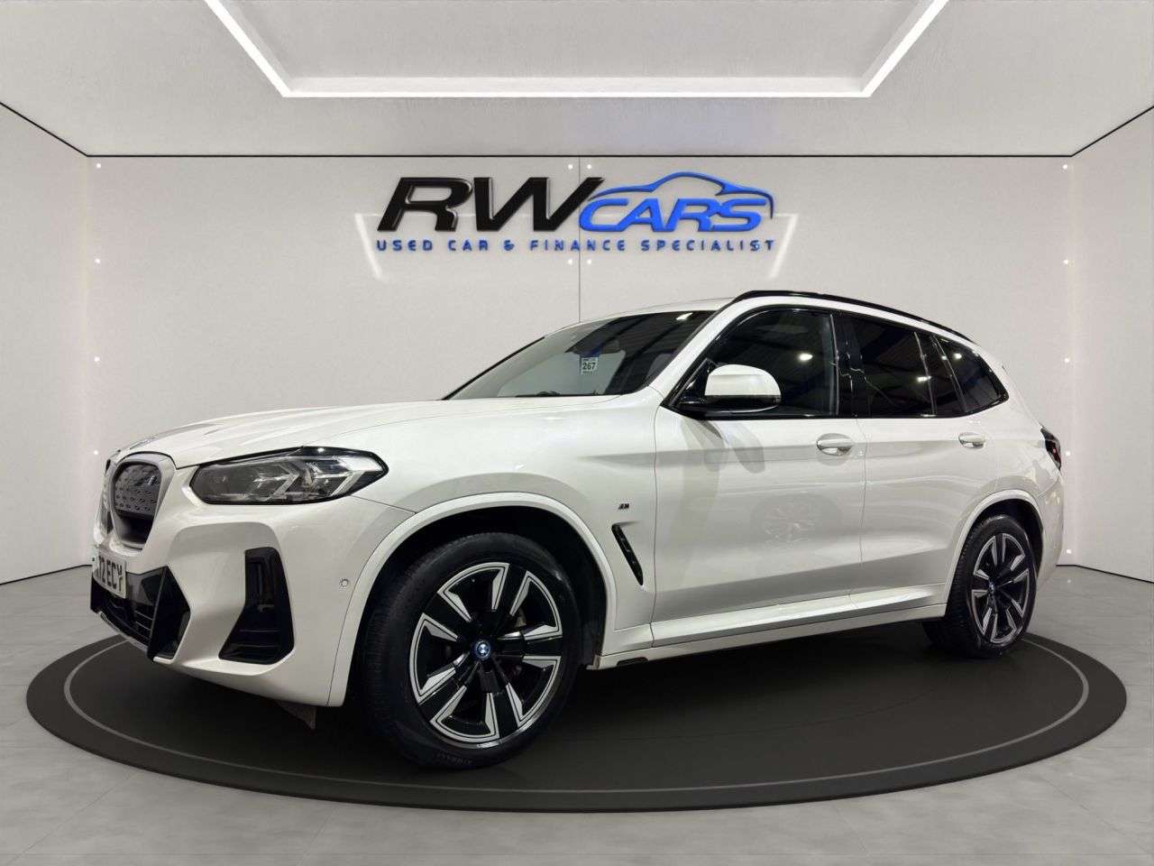 A 2022 BMW IX3 80kWh M Sport SUV 5dr Electric Auto (286 ps) A 2022 BMW IX3 80kWh M Sport SUV 5dr Electric Auto (286 ps)