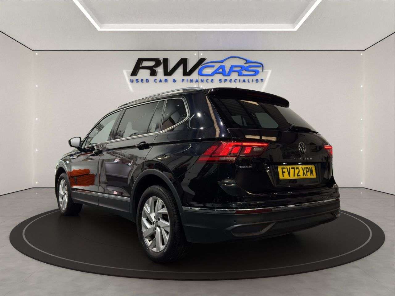 A 2022 VOLKSWAGEN TIGUAN ALLSPACE 1.5 TSI Life SUV 5dr Petrol DSG Euro 6 (s/s) (150 ps) A 2022 VOLKSWAGEN TIGUAN ALLSPACE 1.5 TSI Life SUV 5dr Petrol DSG Euro 6 (s/s) (150 ps)