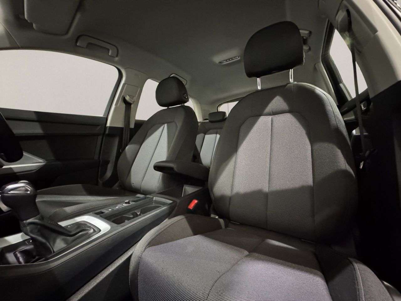 2021 AUDI Q3 2021 AUDI Q3