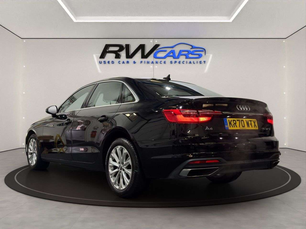 A 2020 AUDI A4 2.0 TFSI 35 Technik Saloon 4dr Petrol S Tronic Euro 6 (s/s) (150 ps) A 2020 AUDI A4 2.0 TFSI 35 Technik Saloon 4dr Petrol S Tronic Euro 6 (s/s) (150 ps)