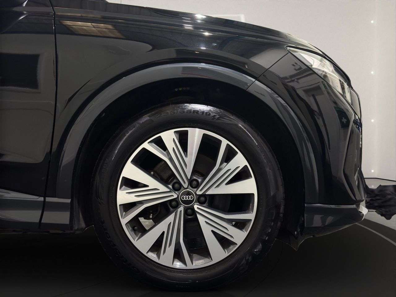 2021 AUDI Q4 E-TRON 2021 AUDI Q4 E-TRON