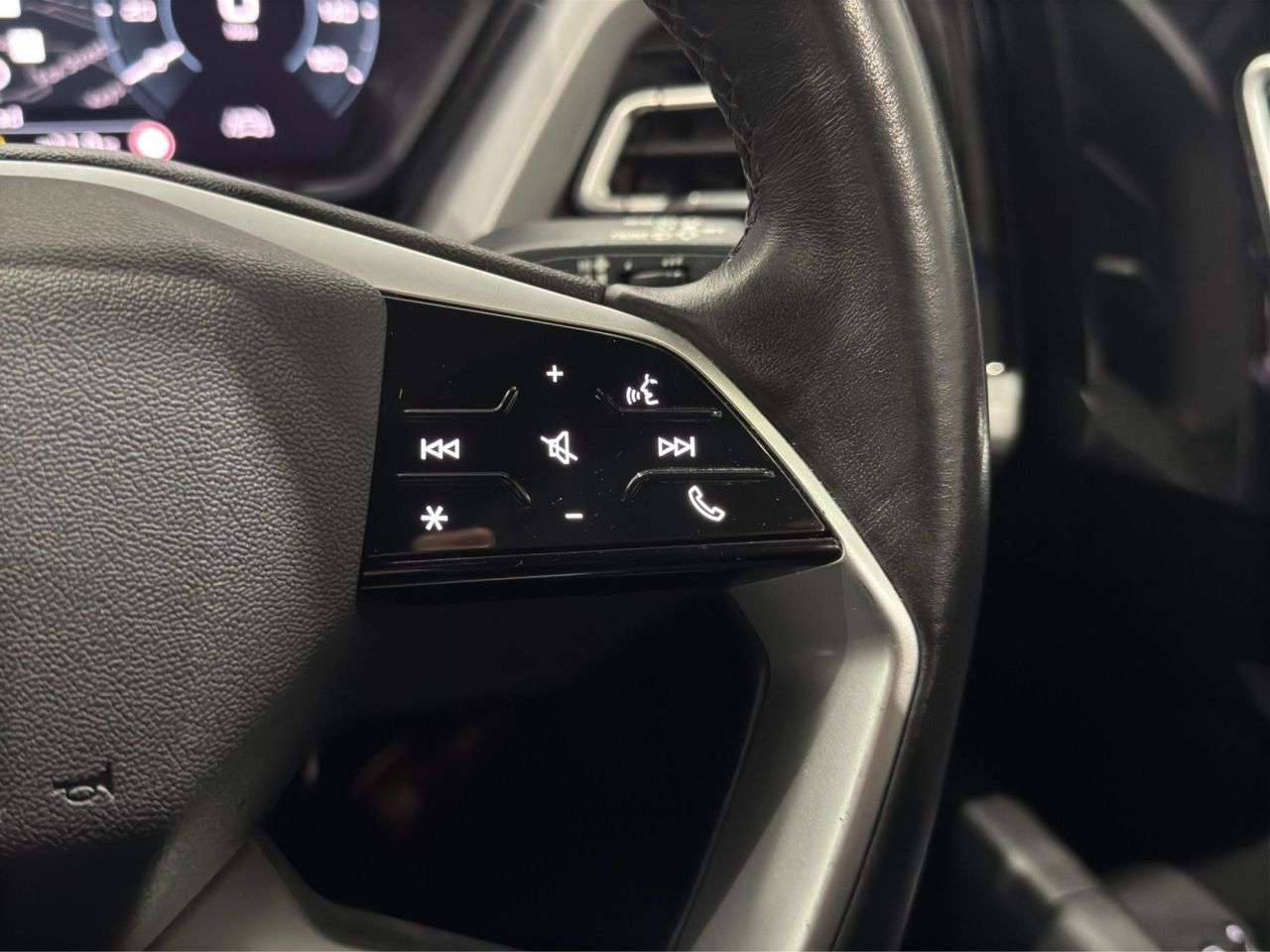 2021 AUDI Q4 E-TRON 2021 AUDI Q4 E-TRON