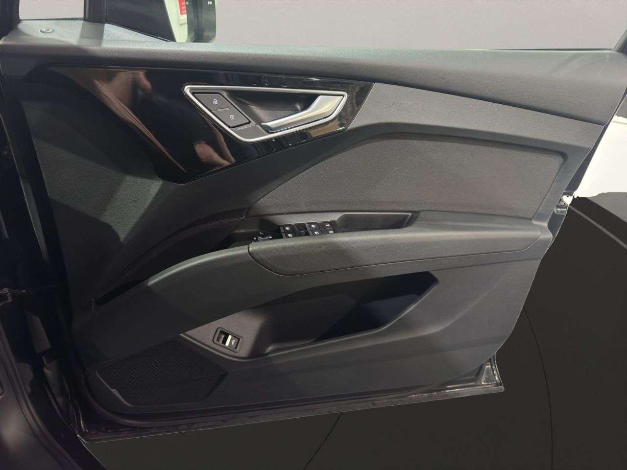 2021 AUDI Q4 E-TRON 2021 AUDI Q4 E-TRON