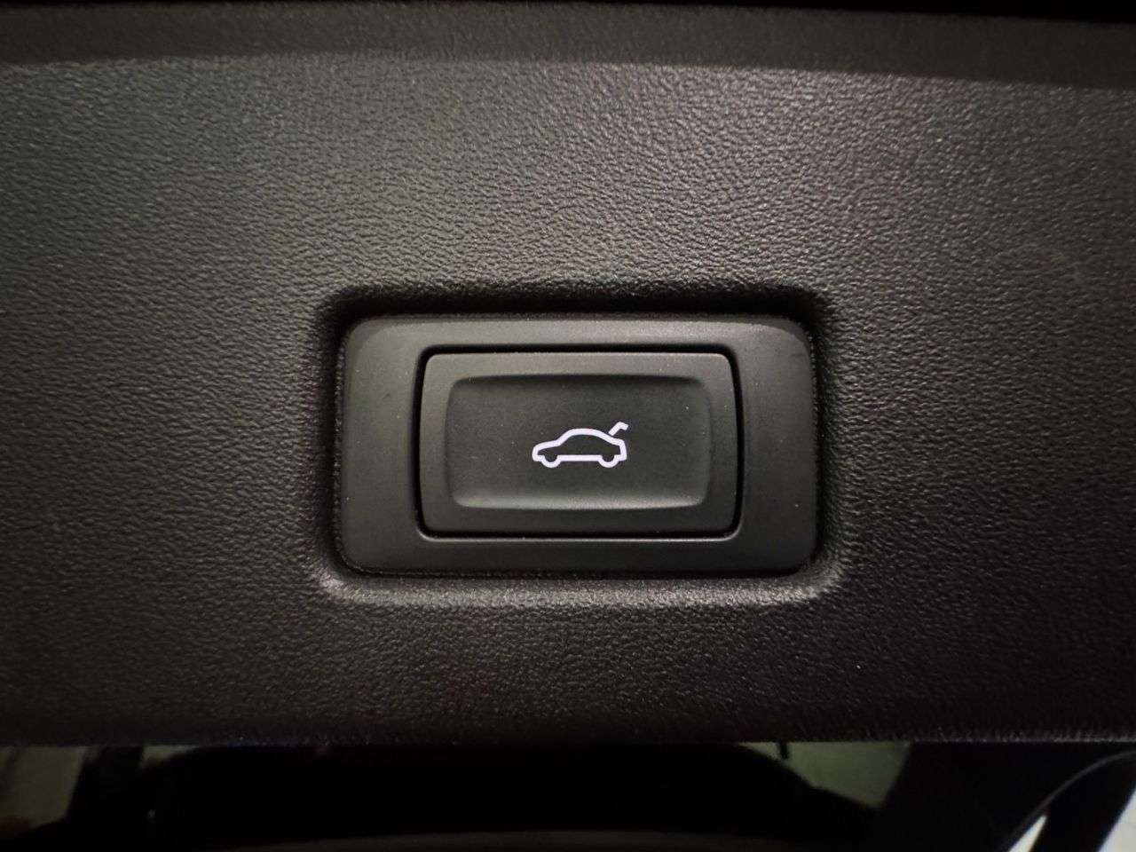 2021 AUDI Q4 E-TRON 2021 AUDI Q4 E-TRON