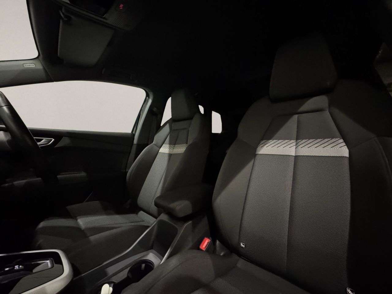 2021 AUDI Q4 E-TRON 2021 AUDI Q4 E-TRON