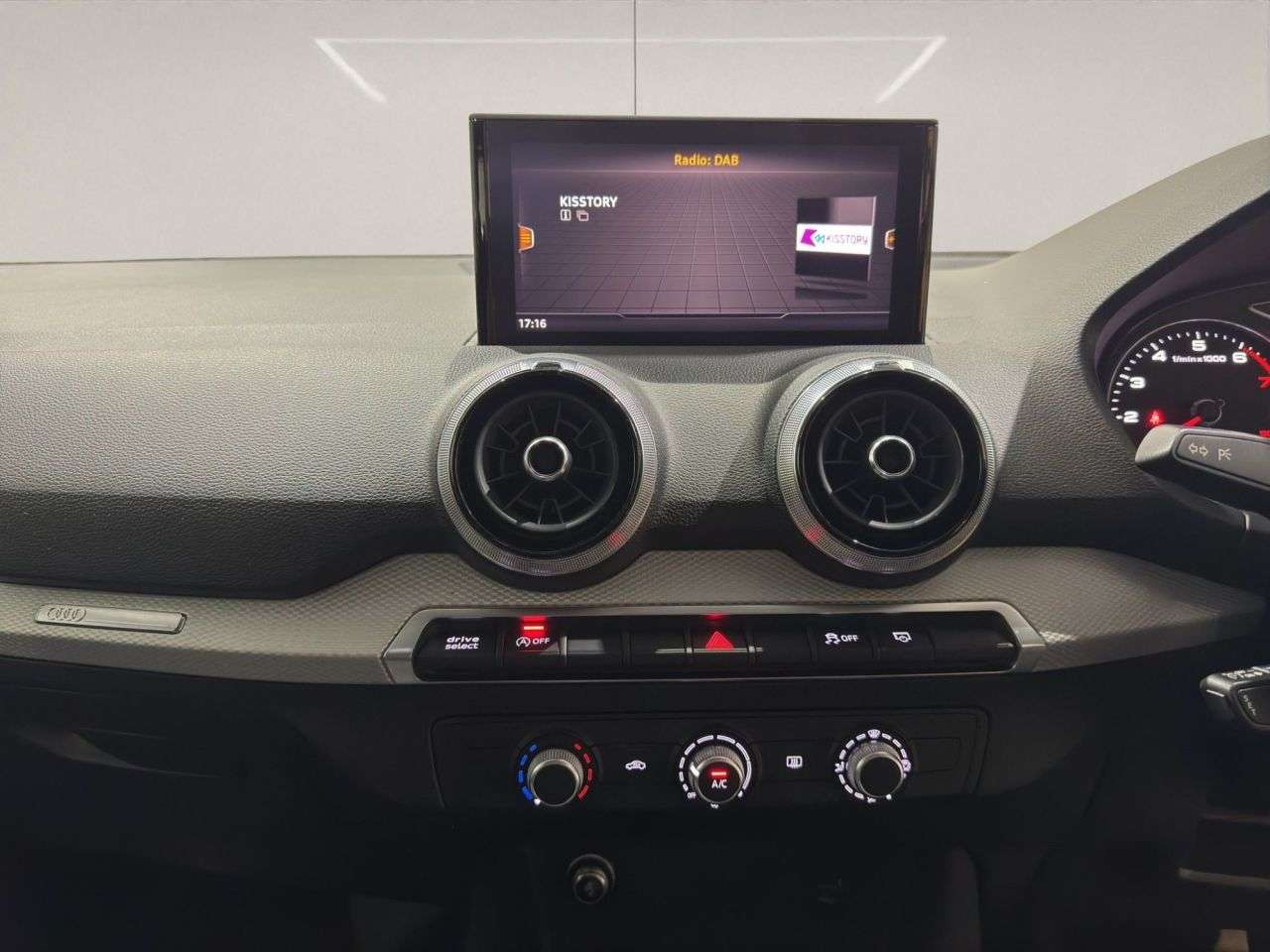 2022 AUDI Q2 2022 AUDI Q2