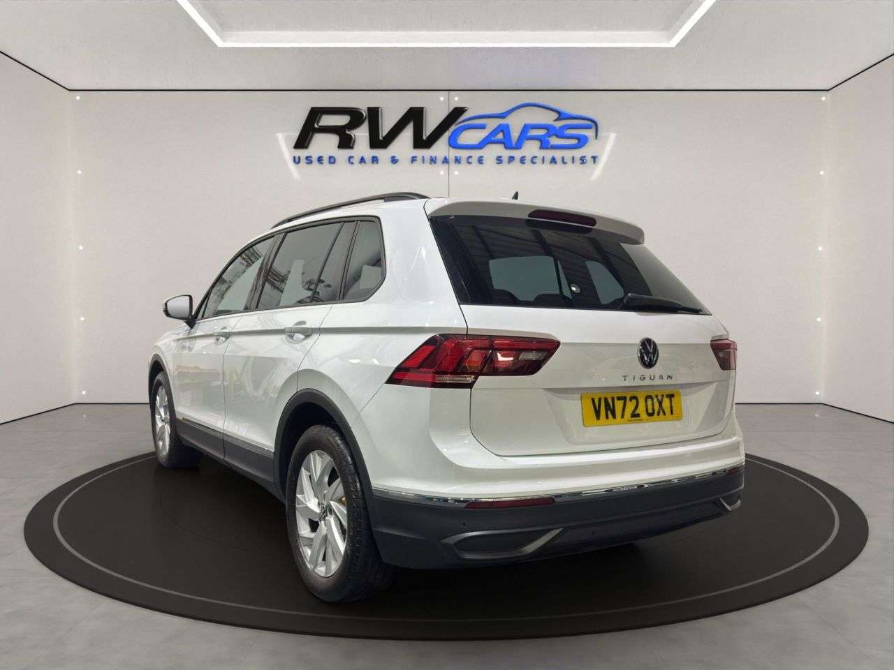 A 2022 VOLKSWAGEN TIGUAN 1.5 TSI Life SUV 5dr Petrol DSG Euro 6 (s/s) (150 ps) A 2022 VOLKSWAGEN TIGUAN 1.5 TSI Life SUV 5dr Petrol DSG Euro 6 (s/s) (150 ps)