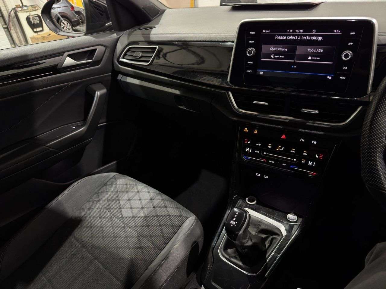 2023 VOLKSWAGEN T-ROC 2023 VOLKSWAGEN T-ROC