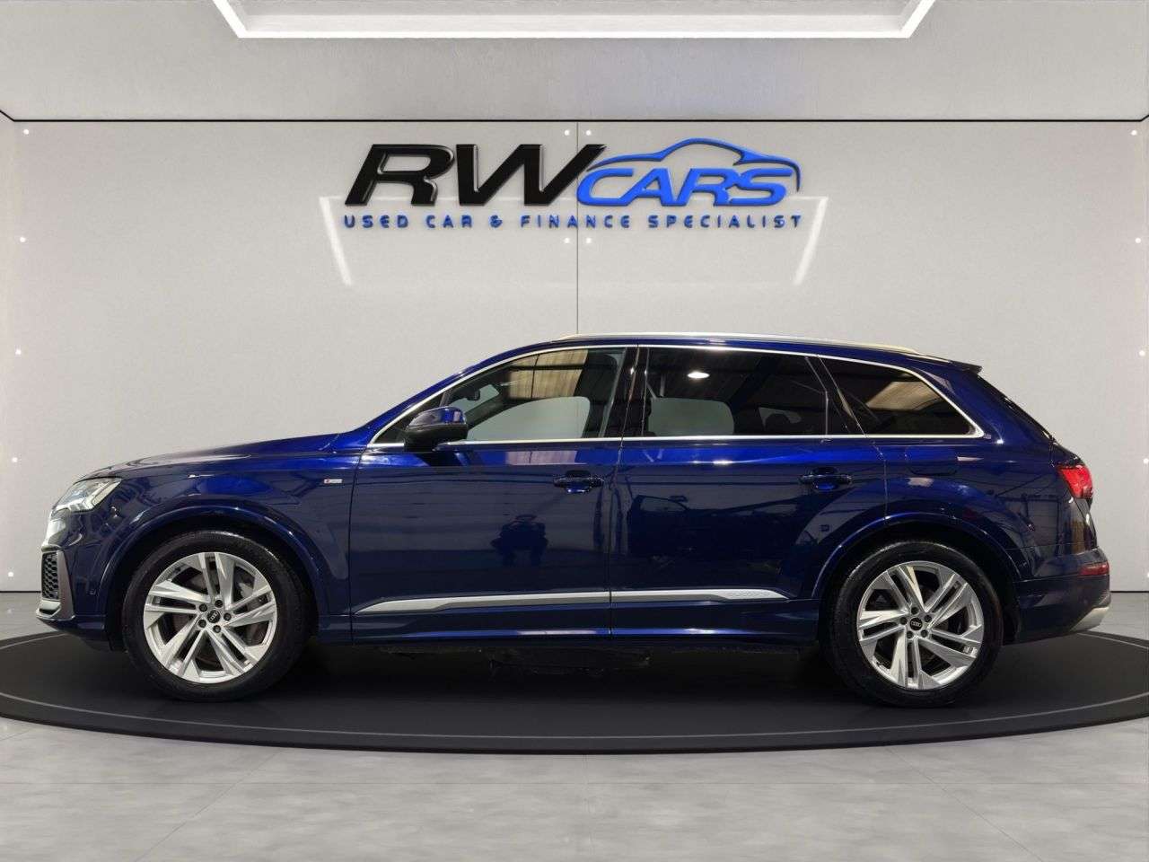 A 2021 AUDI Q7 3.0 TFSIe V6 55 S line SUV 5dr Petrol Plug-in Hybrid Tiptronic quattro Euro A 2021 AUDI Q7 3.0 TFSIe V6 55 S line SUV 5dr Petrol Plug-in Hybrid Tiptronic quattro Euro