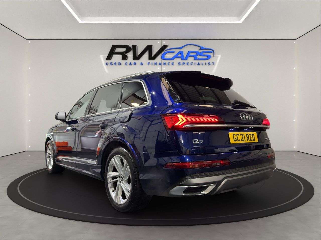A 2021 AUDI Q7 3.0 TFSIe V6 55 S line SUV 5dr Petrol Plug-in Hybrid Tiptronic quattro Euro A 2021 AUDI Q7 3.0 TFSIe V6 55 S line SUV 5dr Petrol Plug-in Hybrid Tiptronic quattro Euro
