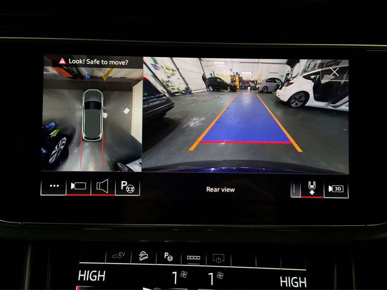 2021 AUDI Q7 2021 AUDI Q7