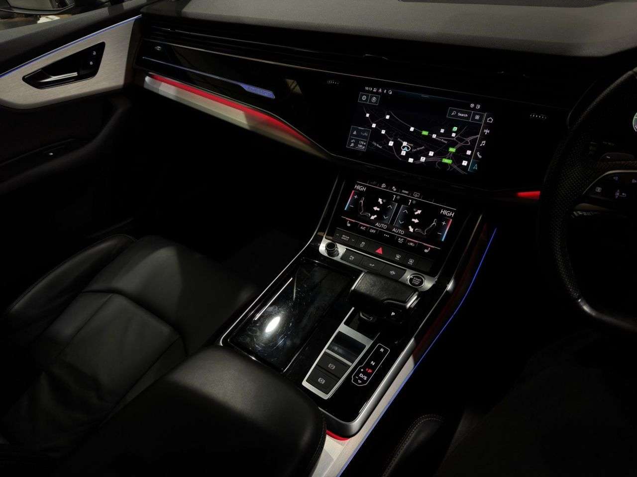 2021 AUDI Q7 2021 AUDI Q7