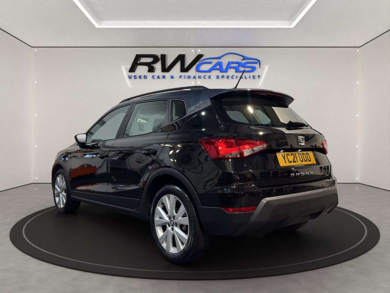 A 2021 SEAT ARONA 1.0 TSI SE Technology SUV 5dr Petrol DSG Euro 6 (s/s) (110 ps) A 2021 SEAT ARONA 1.0 TSI SE Technology SUV 5dr Petrol DSG Euro 6 (s/s) (110 ps)