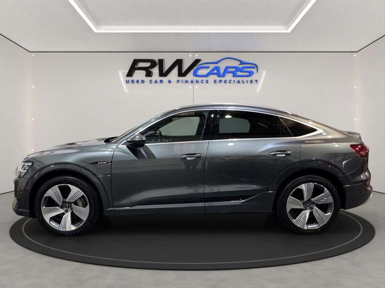 A 2021 AUDI E-TRON 50 S line Sportback 5dr Electric Auto quattro 71.2kWh (313 ps) A 2021 AUDI E-TRON 50 S line Sportback 5dr Electric Auto quattro 71.2kWh (313 ps)