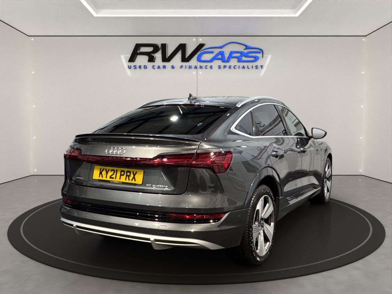 2021 AUDI E-TRON 2021 AUDI E-TRON