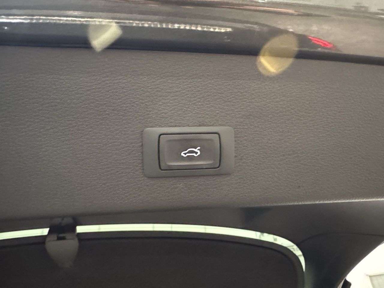 2021 AUDI E-TRON 2021 AUDI E-TRON