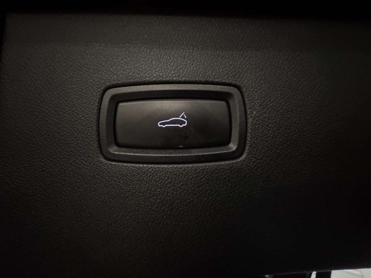 2019 PORSCHE CAYENNE 2019 PORSCHE CAYENNE