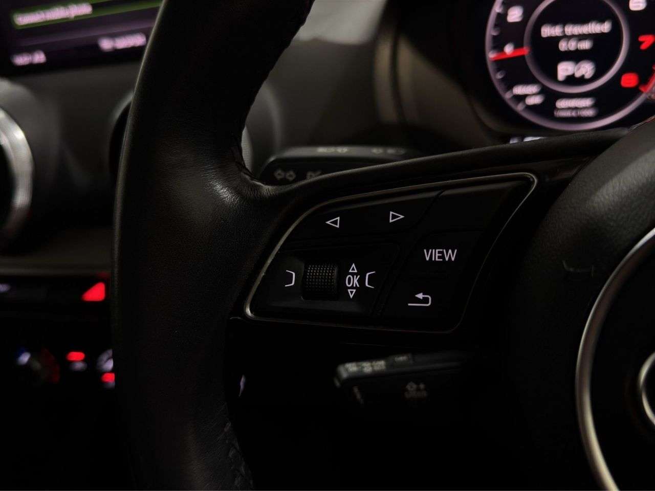 2021 AUDI Q2 2021 AUDI Q2