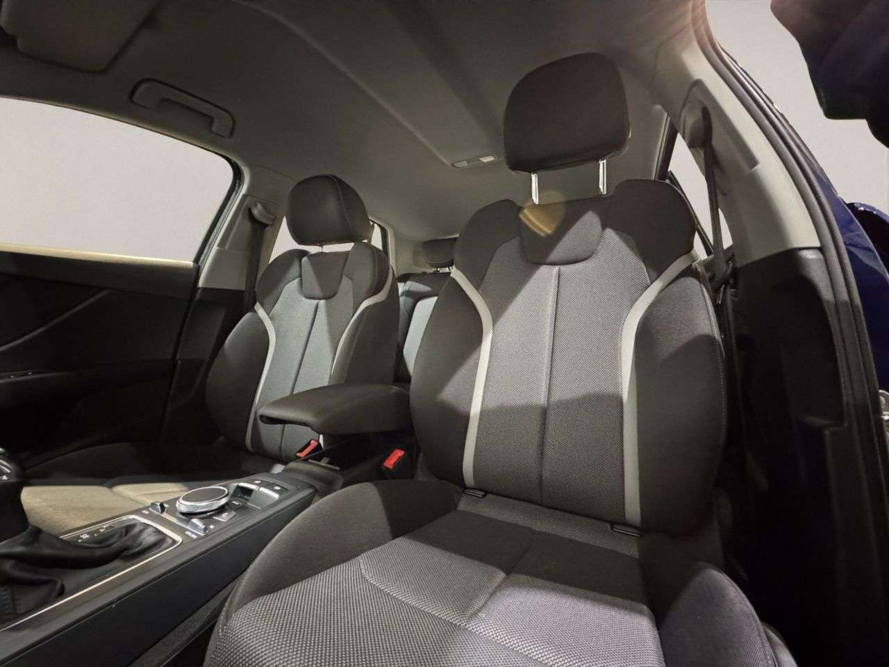 2021 AUDI Q2 2021 AUDI Q2