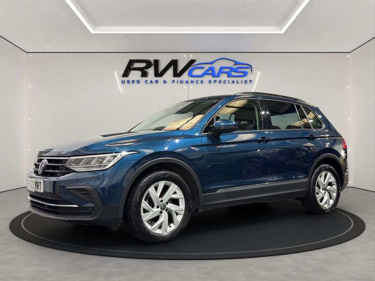 A 2022 VOLKSWAGEN TIGUAN 1.5 TSI Life SUV 5dr Petrol DSG Euro 6 (s/s) (150 ps) A 2022 VOLKSWAGEN TIGUAN 1.5 TSI Life SUV 5dr Petrol DSG Euro 6 (s/s) (150 ps)