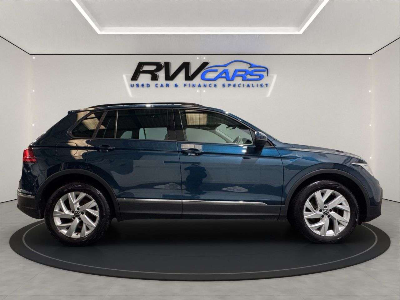 2022 VOLKSWAGEN TIGUAN 2022 VOLKSWAGEN TIGUAN