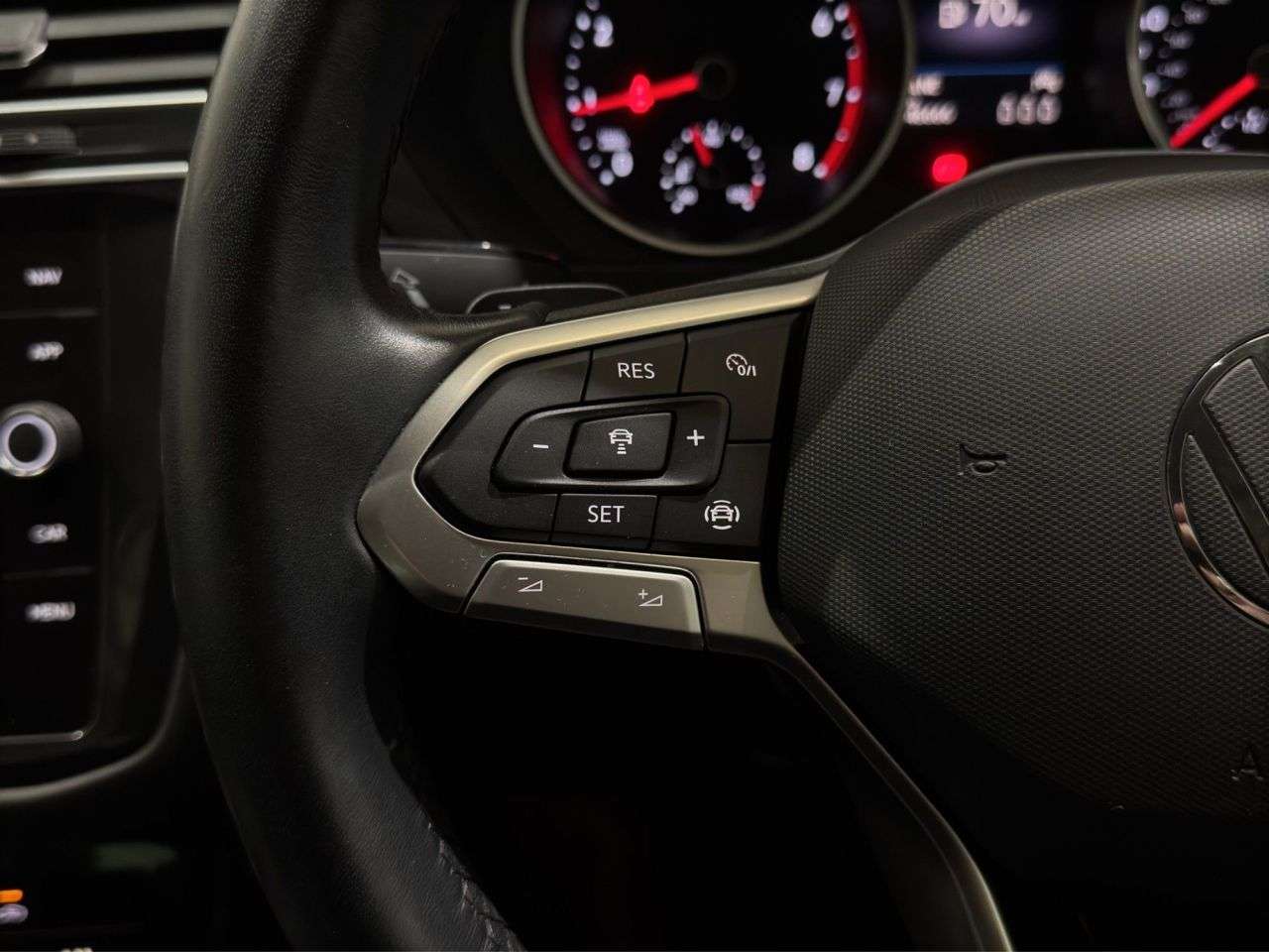 2022 VOLKSWAGEN TIGUAN 2022 VOLKSWAGEN TIGUAN