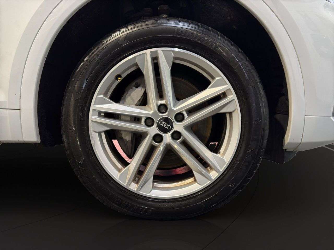 2021 AUDI Q5 2021 AUDI Q5