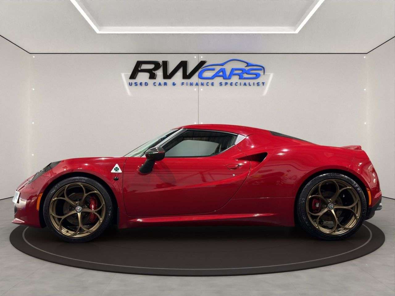 A 2016 ALFA ROMEO 4C 1750 TBi Coupe 2dr Petrol TCT Euro 6 (240 bhp) A 2016 ALFA ROMEO 4C 1750 TBi Coupe 2dr Petrol TCT Euro 6 (240 bhp)