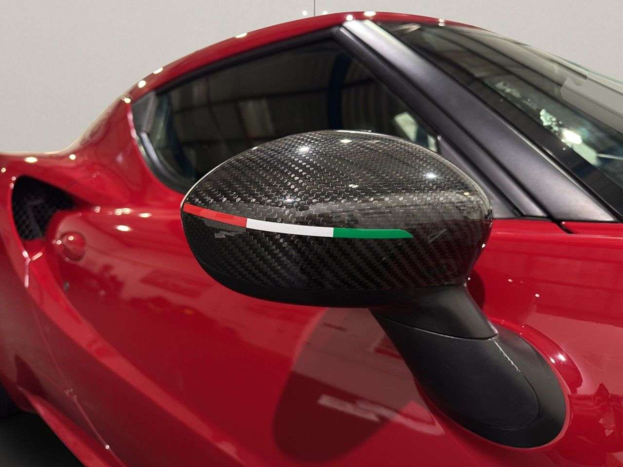 2016 ALFA ROMEO 4C 2016 ALFA ROMEO 4C