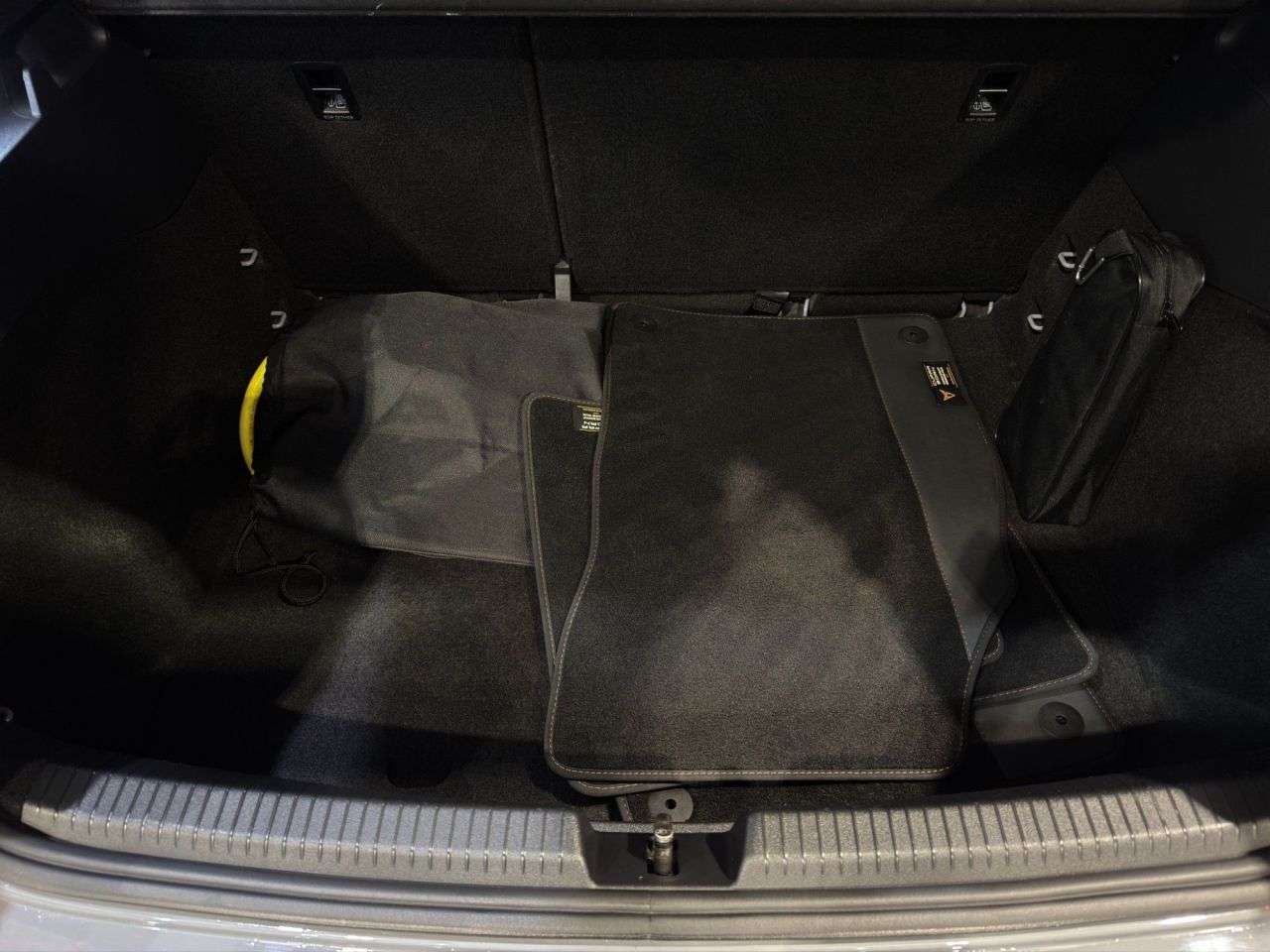 2022 CUPRA BORN 2022 CUPRA BORN