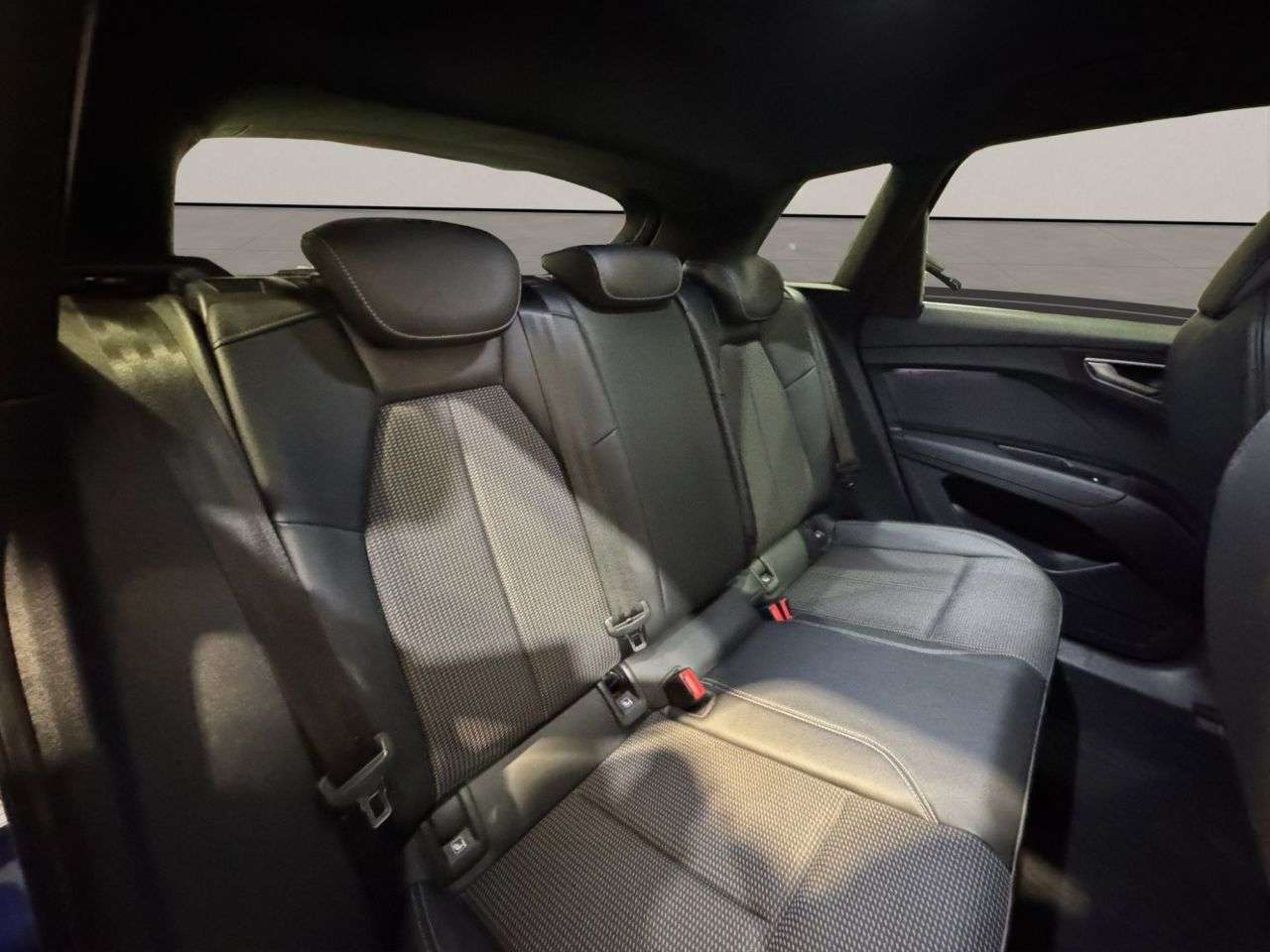 2021 AUDI Q4 E-TRON 2021 AUDI Q4 E-TRON