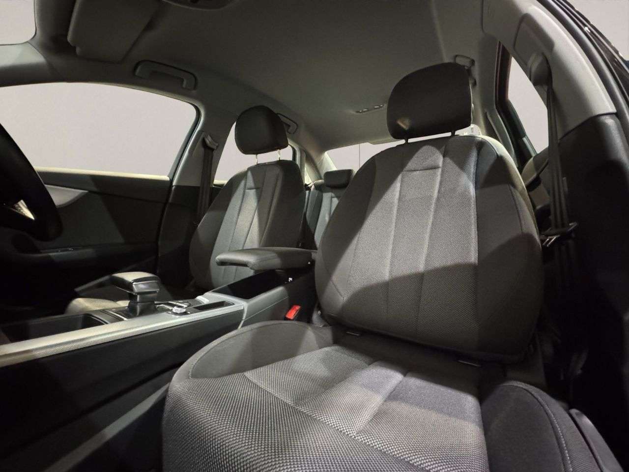 2022 AUDI A4 2022 AUDI A4