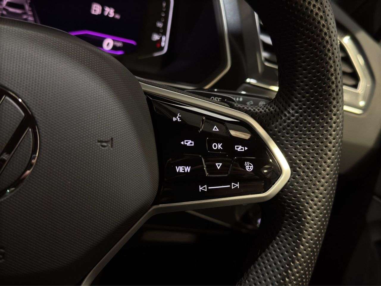 2023 VOLKSWAGEN TIGUAN 2023 VOLKSWAGEN TIGUAN