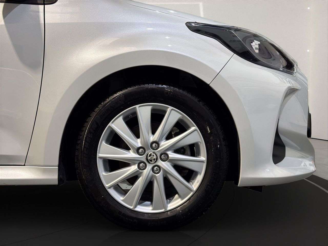 2021 TOYOTA YARIS 2021 TOYOTA YARIS