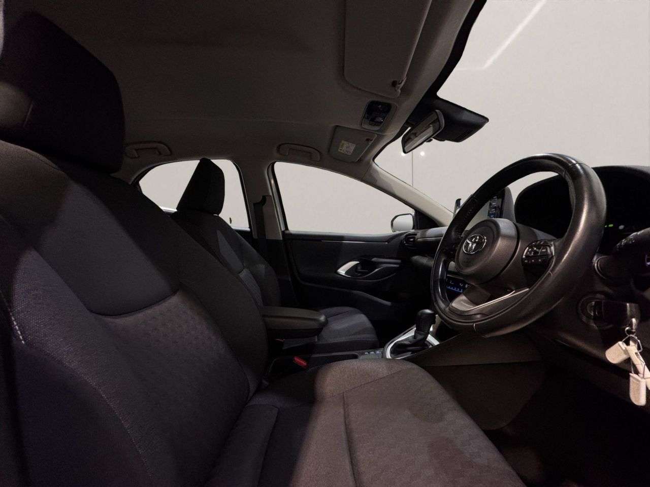 2021 TOYOTA YARIS 2021 TOYOTA YARIS