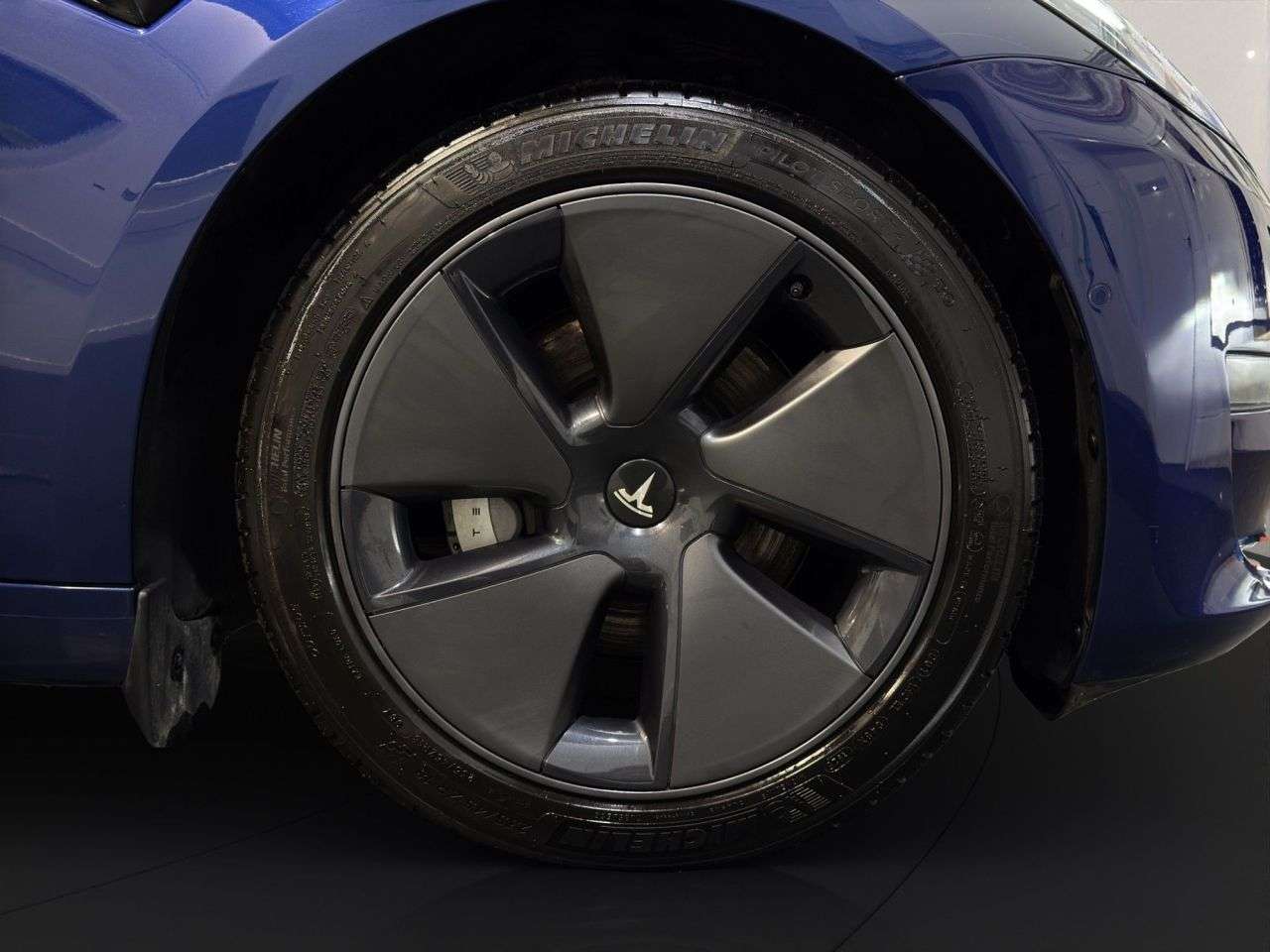 2021 TESLA MODEL 3 2021 TESLA MODEL 3