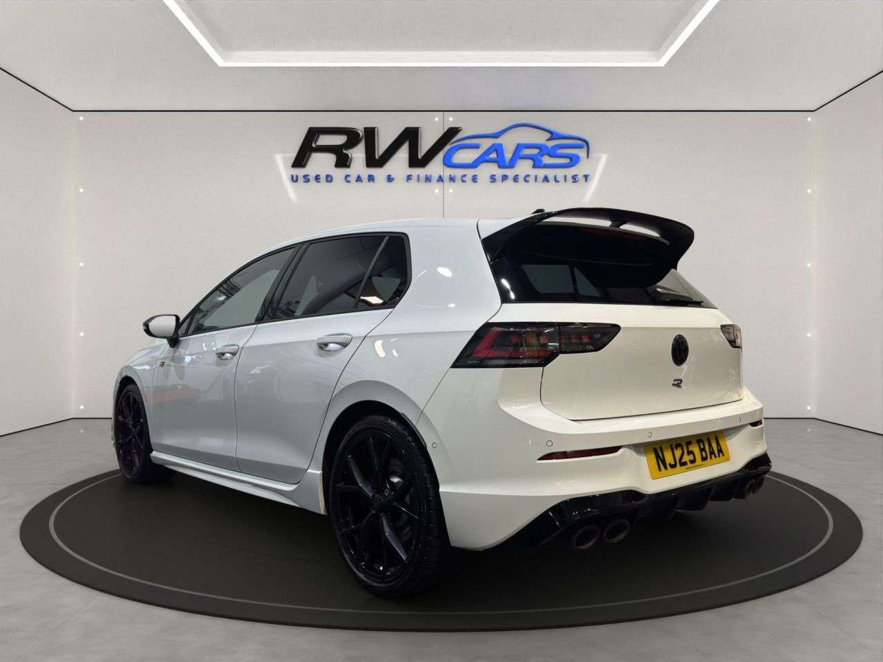 A 2025 VOLKSWAGEN GOLF 2.0 TSI R Black Edition Hatchback 5dr Petrol DSG 4Motion Euro 6 (s/s) (333 A 2025 VOLKSWAGEN GOLF 2.0 TSI R Black Edition Hatchback 5dr Petrol DSG 4Motion Euro 6 (s/s) (333