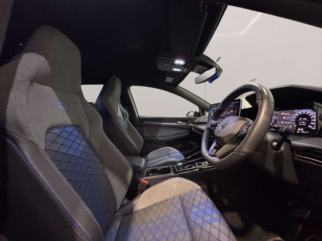 2025 VOLKSWAGEN GOLF 2025 VOLKSWAGEN GOLF