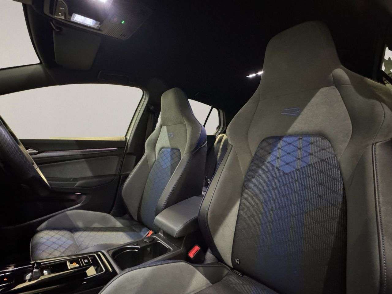 2025 VOLKSWAGEN GOLF 2025 VOLKSWAGEN GOLF