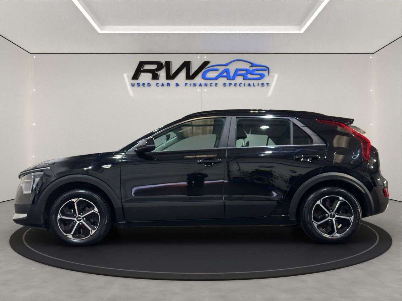 A 2023 KIA NIRO 1.6h GDi 2 SUV 5dr Petrol Hybrid DCT Euro 6 (s/s) (139 bhp) A 2023 KIA NIRO 1.6h GDi 2 SUV 5dr Petrol Hybrid DCT Euro 6 (s/s) (139 bhp)