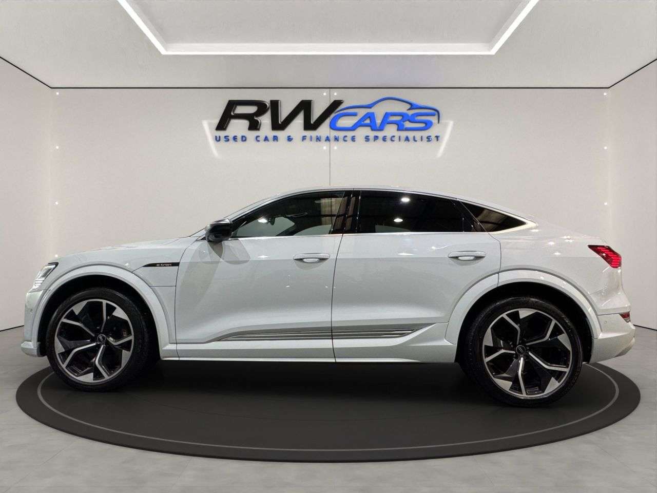 A 2021 AUDI E-TRON S Sportback 5dr Electric Auto quattro 95kWh (503 ps) A 2021 AUDI E-TRON S Sportback 5dr Electric Auto quattro 95kWh (503 ps)