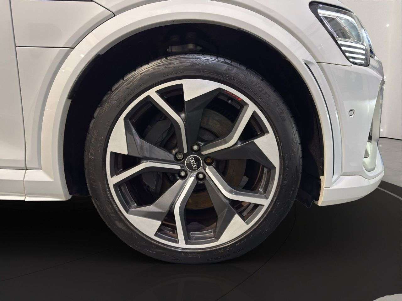 2021 AUDI E-TRON S 2021 AUDI E-TRON S