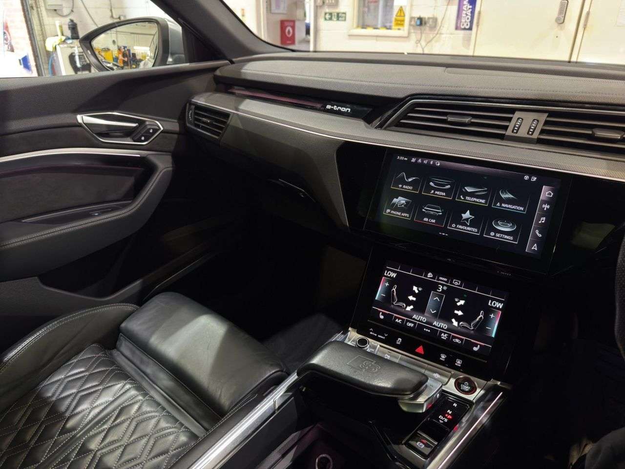 2021 AUDI E-TRON S 2021 AUDI E-TRON S