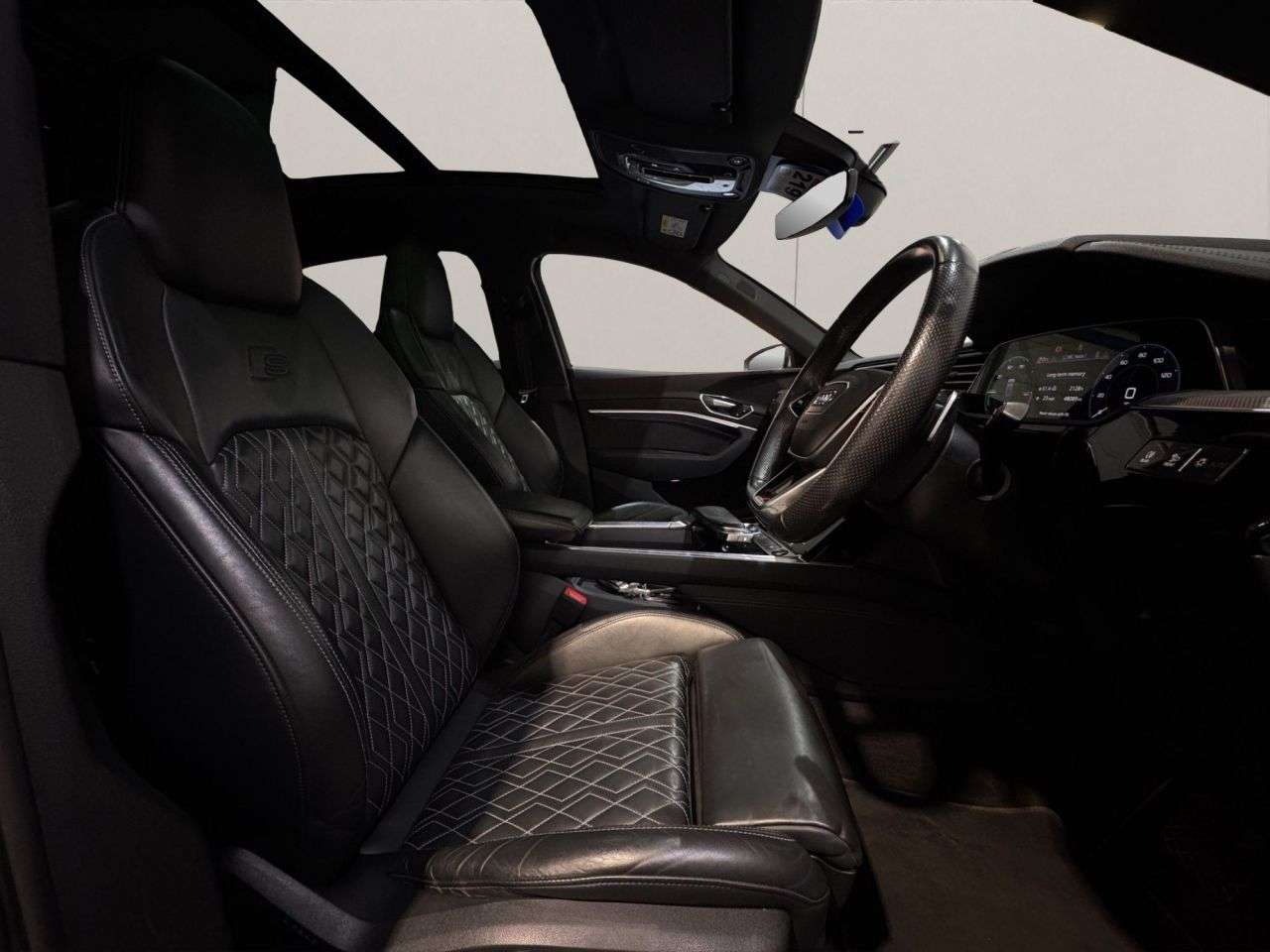 2021 AUDI E-TRON S 2021 AUDI E-TRON S