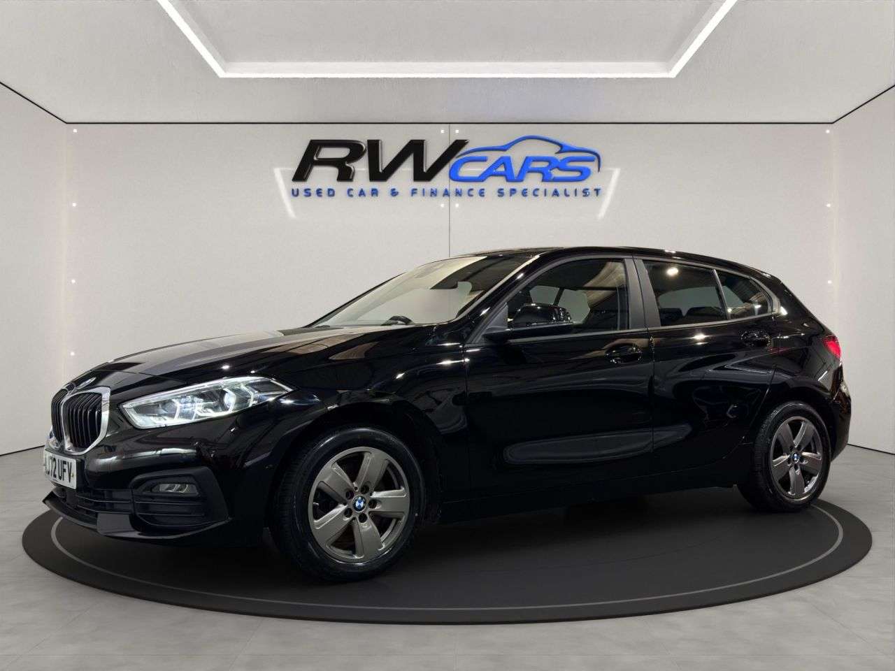 A 2022 BMW 1 SERIES 1.5 118i SE (LCP) Hatchback 5dr Petrol Manual Euro 6 (s/s) (136 ps) A 2022 BMW 1 SERIES 1.5 118i SE (LCP) Hatchback 5dr Petrol Manual Euro 6 (s/s) (136 ps)